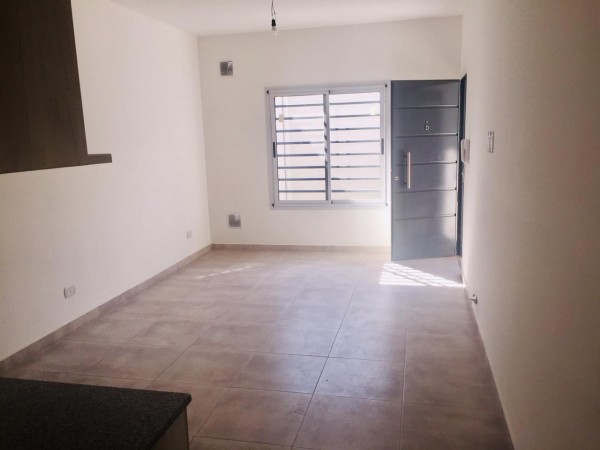 VENTA DPTO 2 AMBIENTES CON BALCON A ESTRENAR!!! 2DO PISO !!!