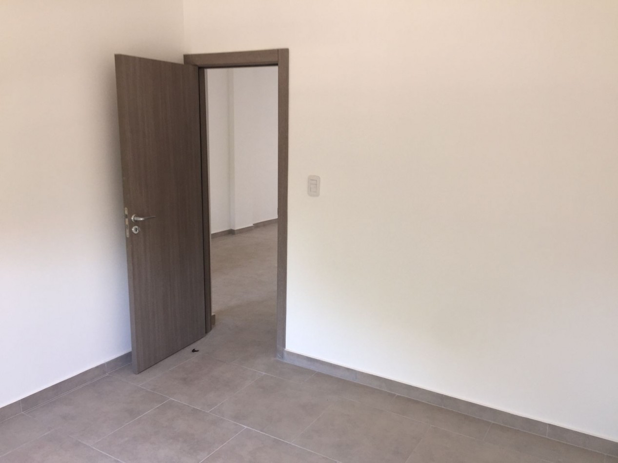 VENTA DEPARTAMENTO DOS AMBIENTES DE CATEGORIA!!  USD 50000 -