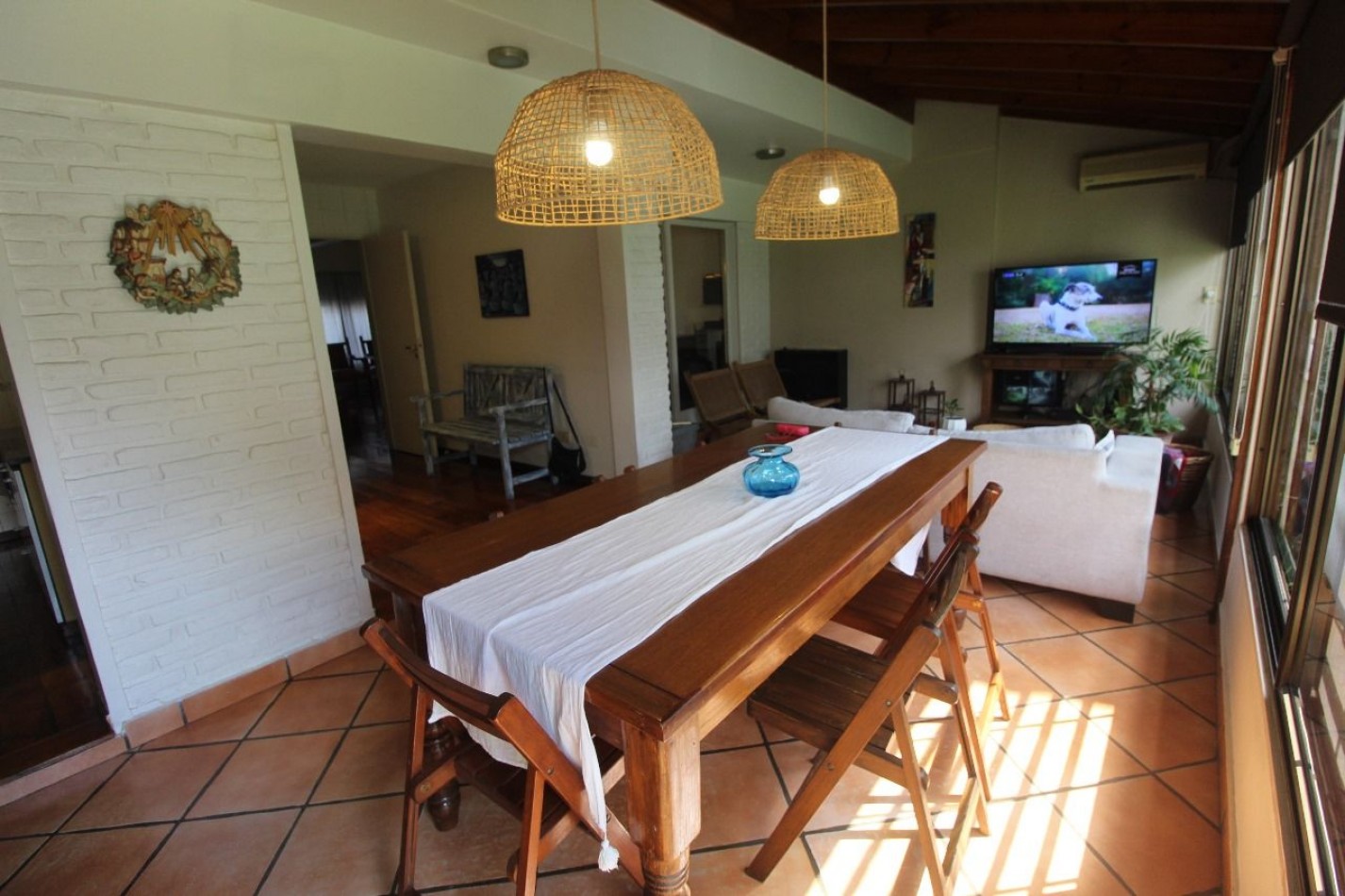 Casa 5 AMBIENTES en Villa Sarmiento, Moron