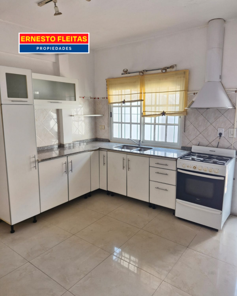 Duplex 4 ambientes con patio y terraza - san justo