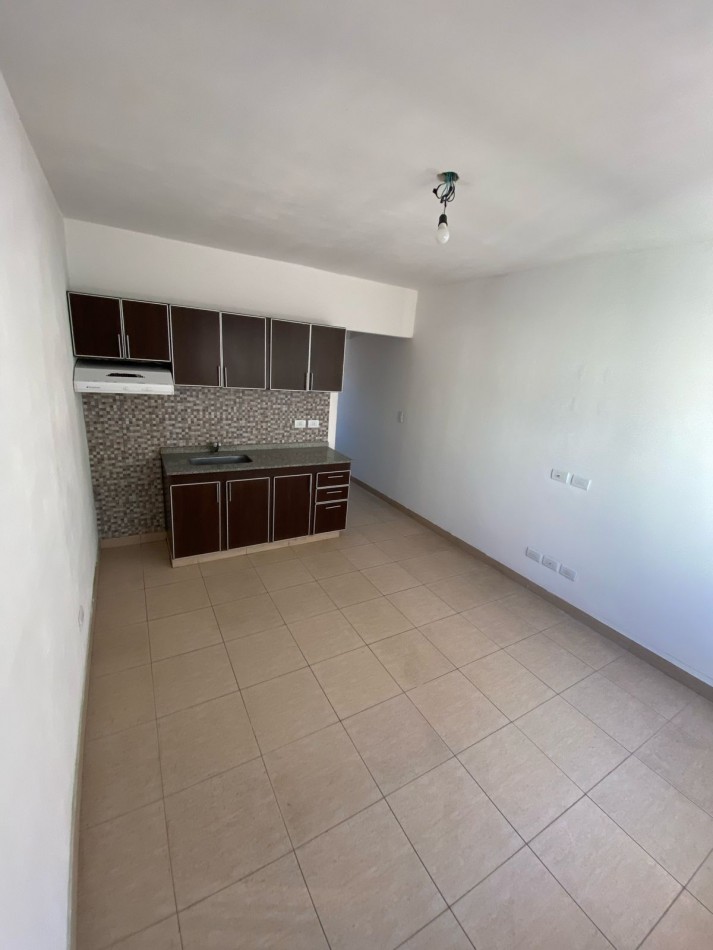 ALQUILER 3 AMBIENTES - VILLA LUZURIAGA 