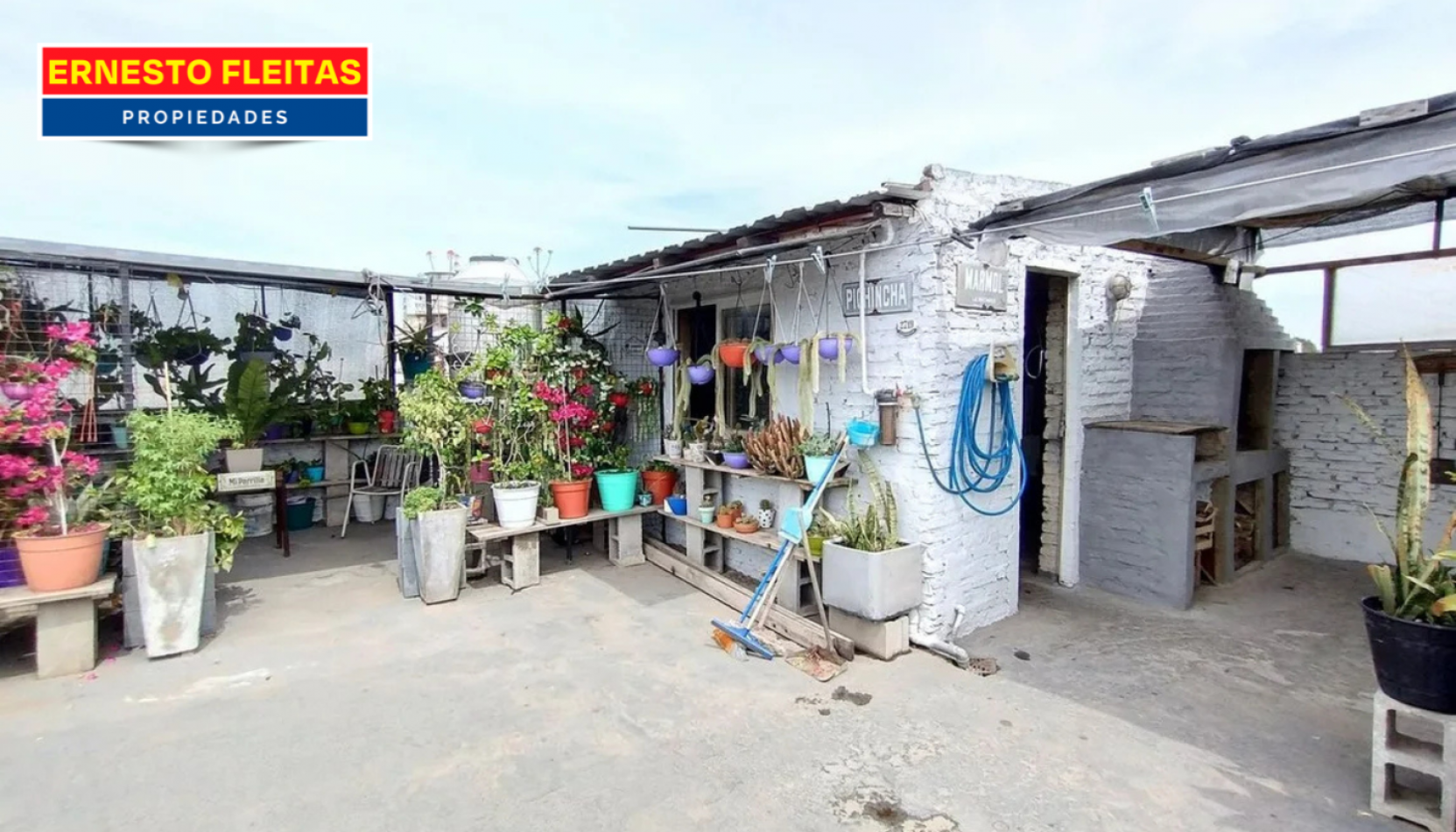 PH AL FRENTE EN VENTA - CON COCHERA, TERRAZA Y QUINCHO - SAN JUSTO