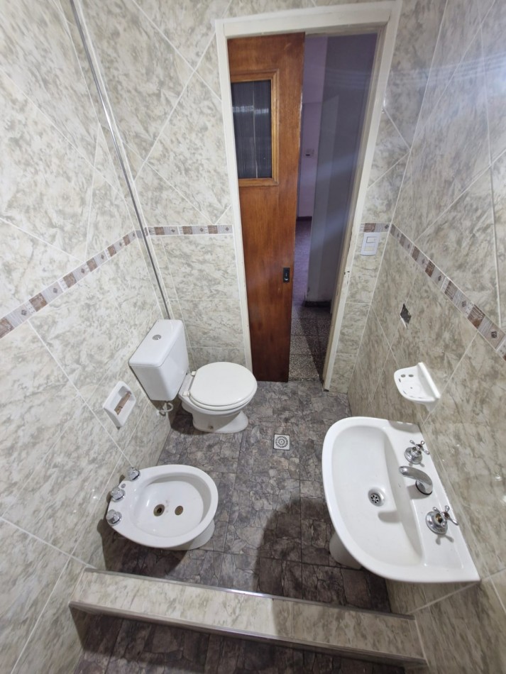 casa en alquiler 3 ambientes - villa luzuriaga