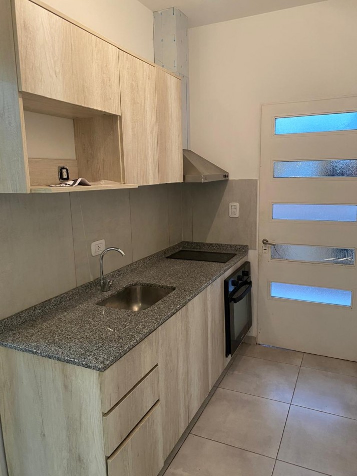 ALQUILER MONOAMBIENTE en Villa Luzuriaga