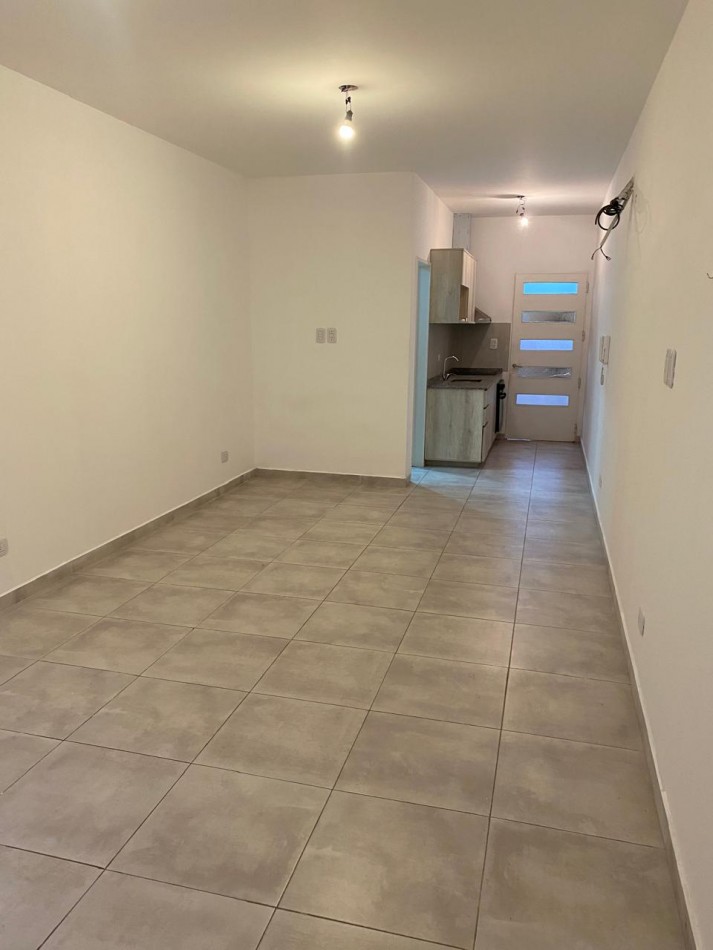 ALQUILER MONOAMBIENTE en Villa Luzuriaga