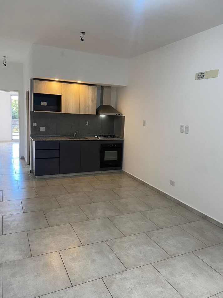 ALQUILER 2 AMBIENTES - VILLA LUZURIAGA
