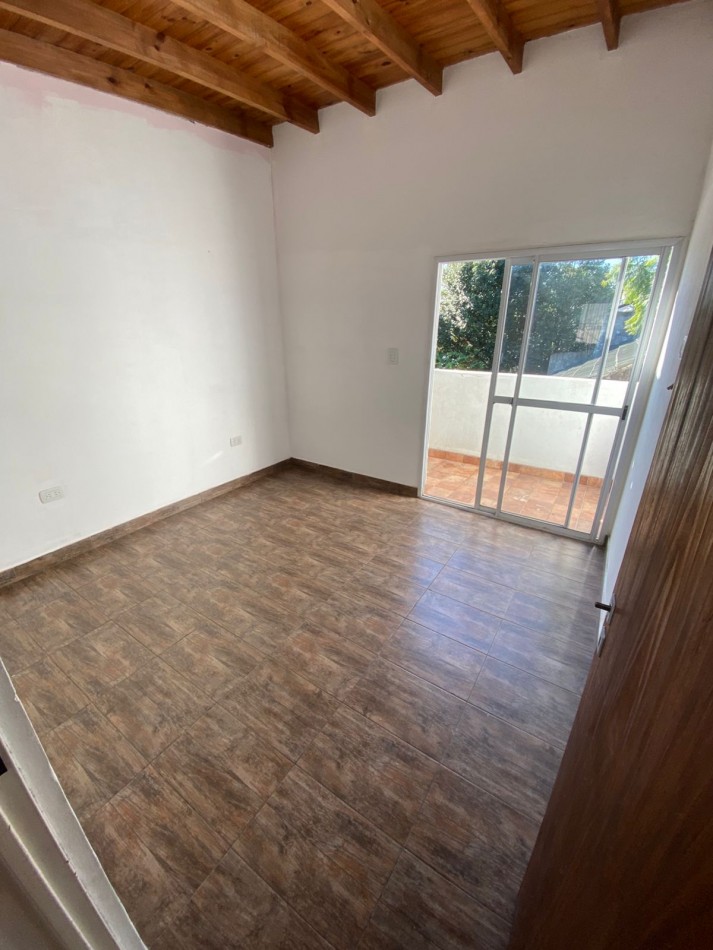 ALQUILER Departamento dos ambientes en Villa Luzuriaga