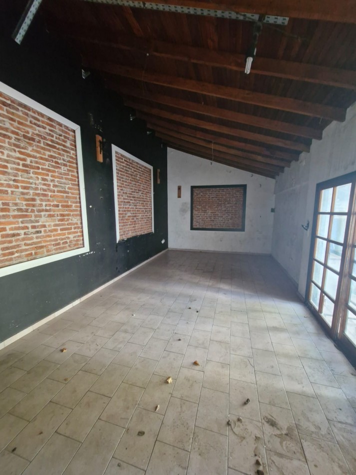 casona 8 ambientes en alquiler - san justo