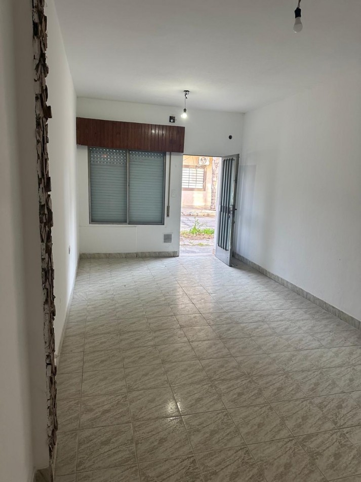 Alquiler departamento 2 ambientes en Villa Luzuriaga