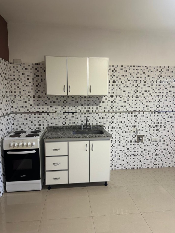 Alquiler departamento 2 ambientes en San Justo