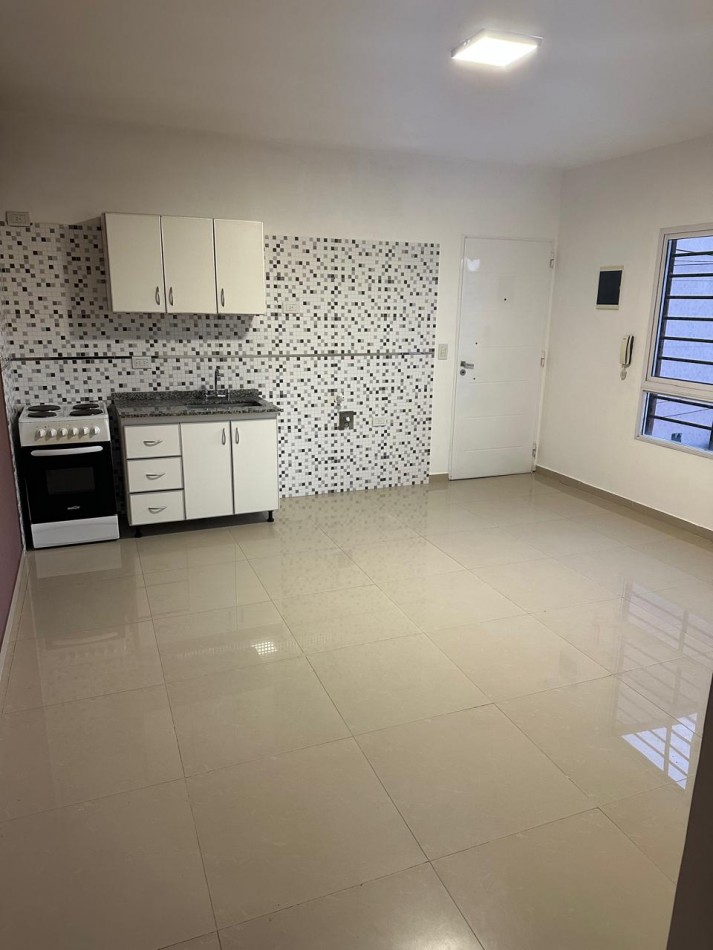 Alquiler departamento 2 ambientes en San Justo