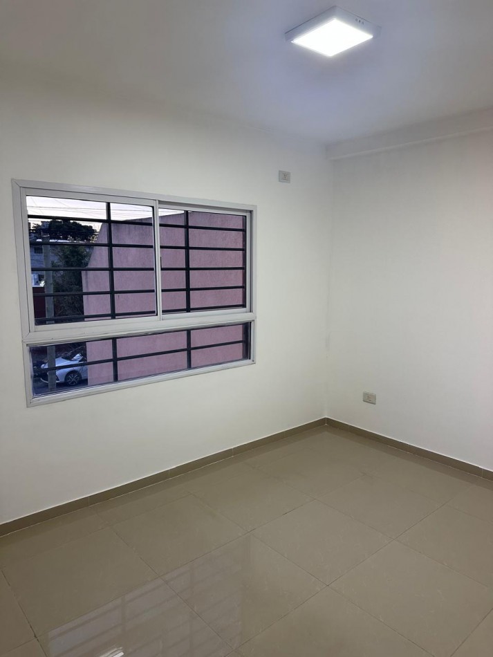 Alquiler departamento 2 ambientes en San Justo