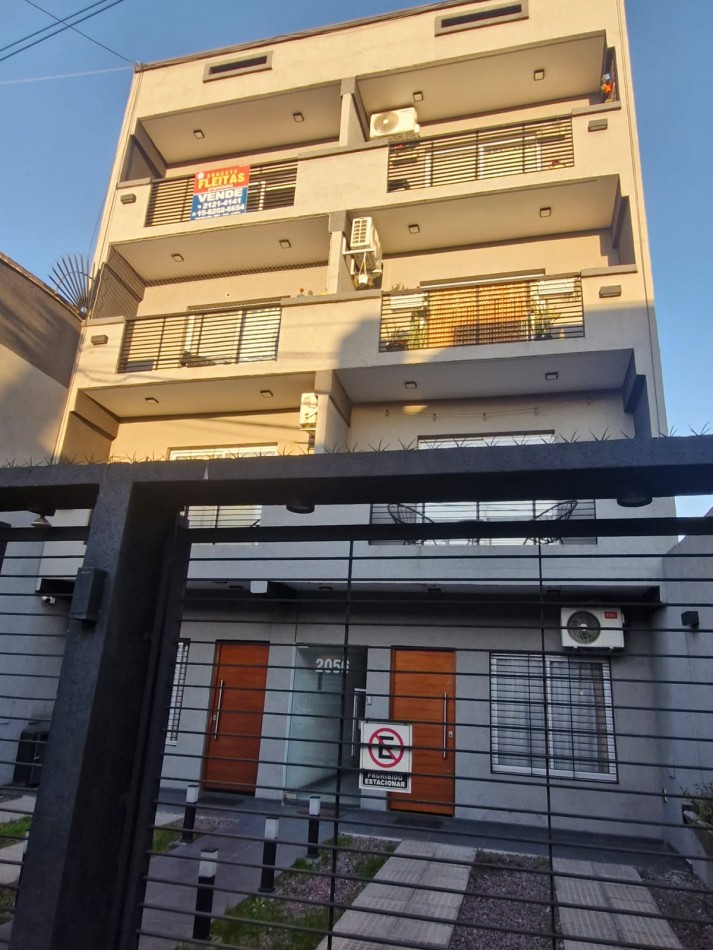 DEPARTAMENTO 2 AMBIENTES - SAN JUSTO CENTRO