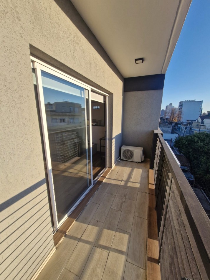 DEPARTAMENTO 2 AMBIENTES - SAN JUSTO CENTRO