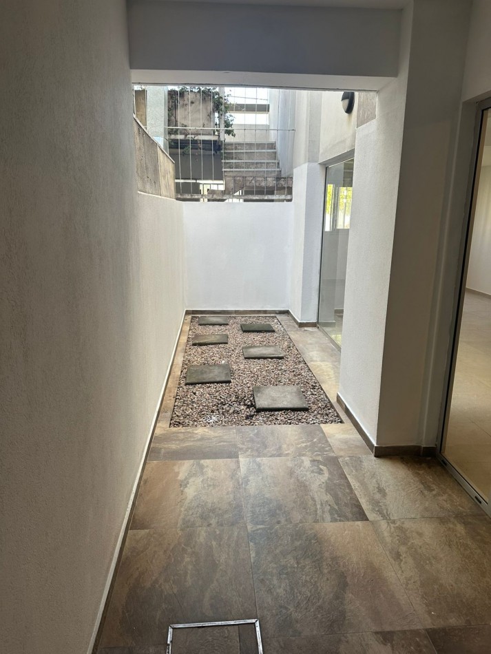 Alquiler Duplex 3 ambientes en Villa Luzuriaga