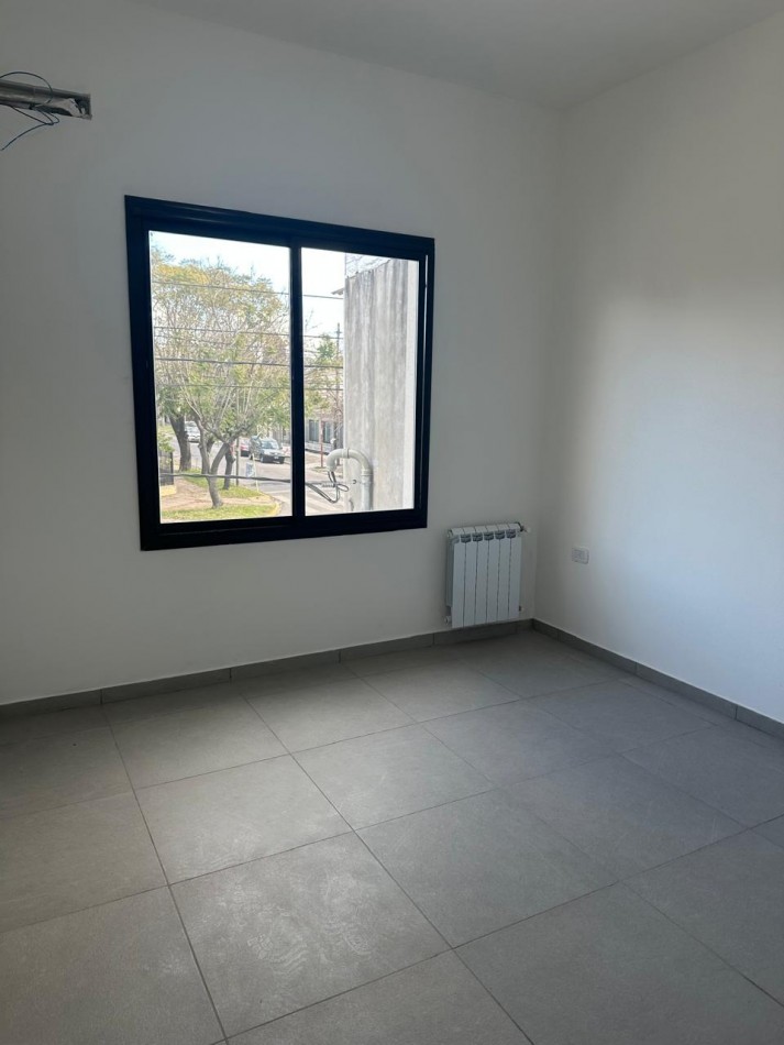 Alquiler Departamento 3 ambientes con cochera - Villa Luzuriaga 
