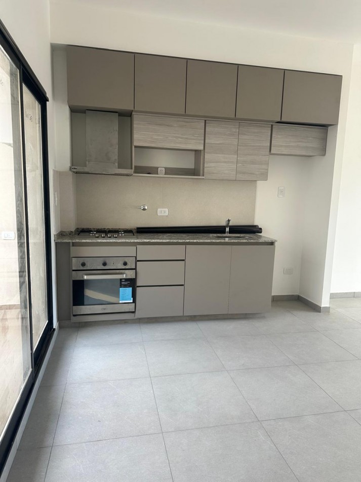 Alquiler Departamento 3 ambientes con cochera - Villa Luzuriaga 