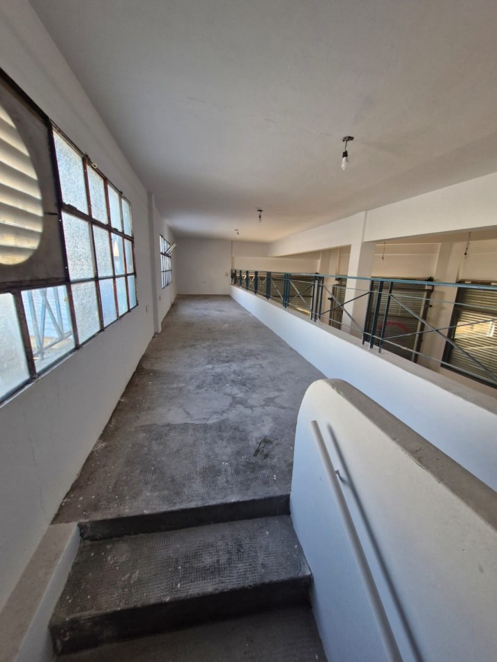 local comercial - isidro casanova