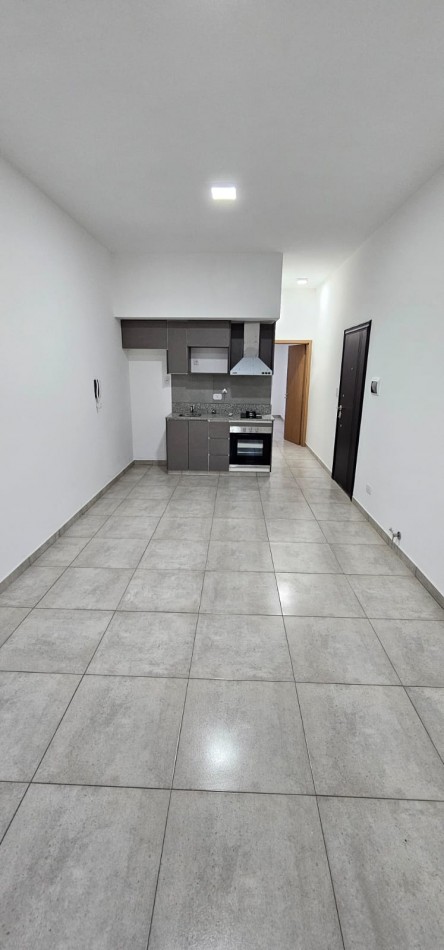 Departamento 2 ambientes con patio a estrenar - Lomas del mirador