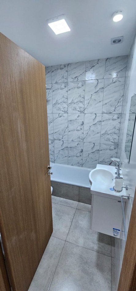 Departamento 2 ambientes con patio a estrenar - Lomas del mirador