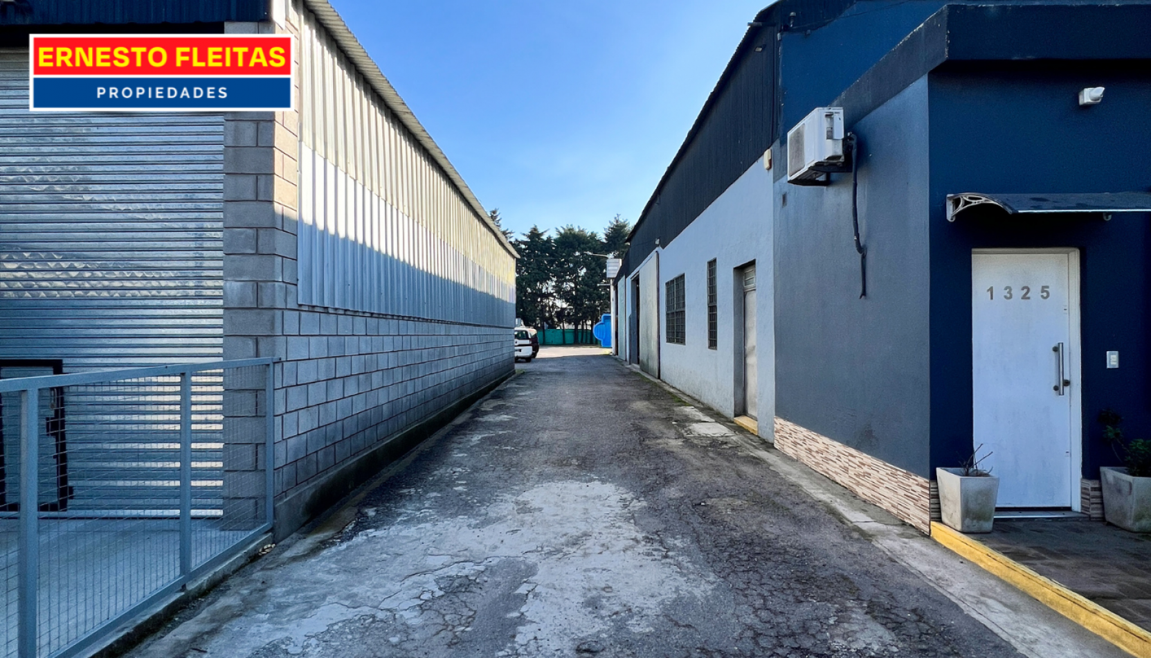 predio industrial con dos galpones - gregorio laferrere