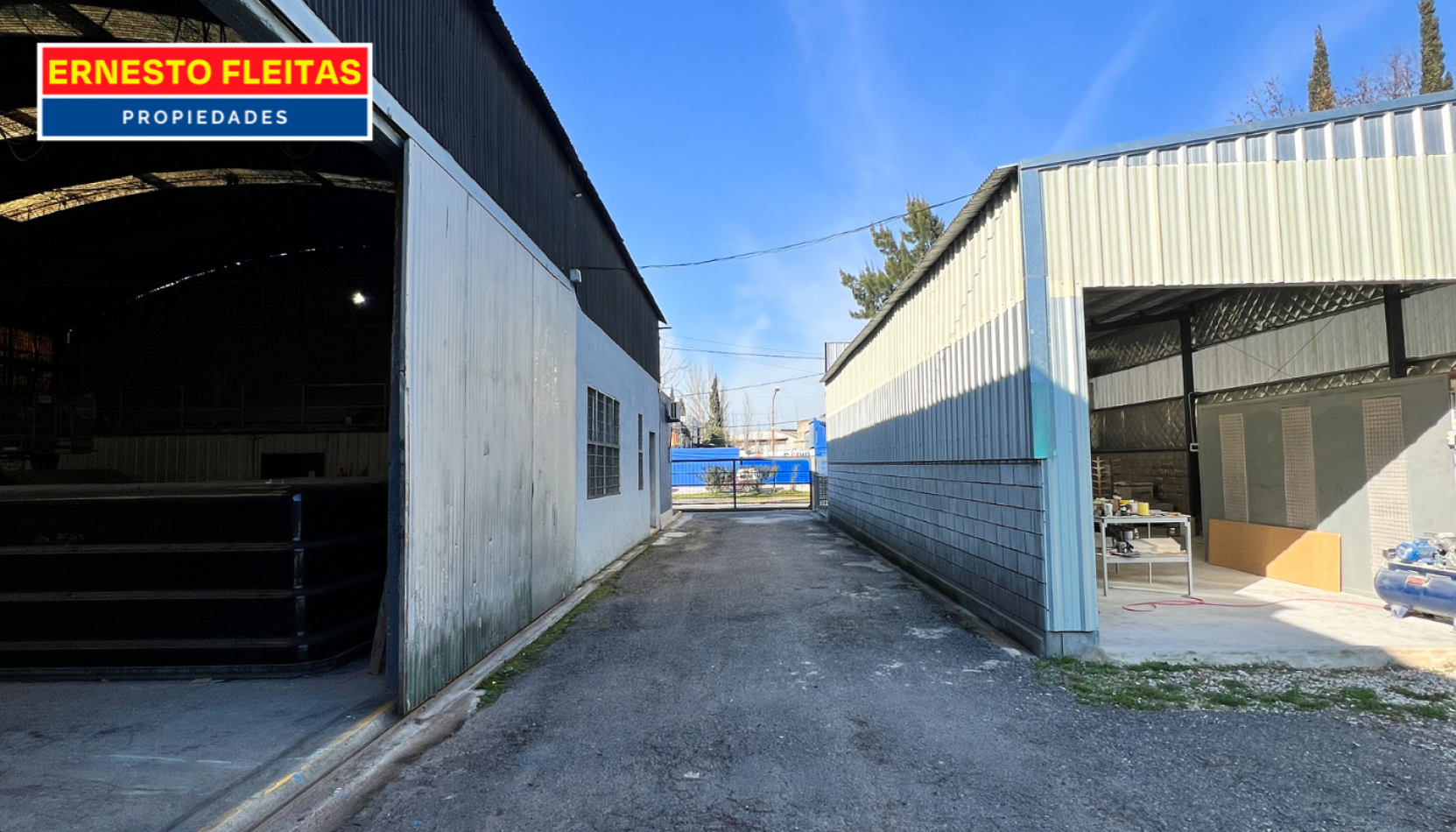 predio industrial con dos galpones - gregorio laferrere