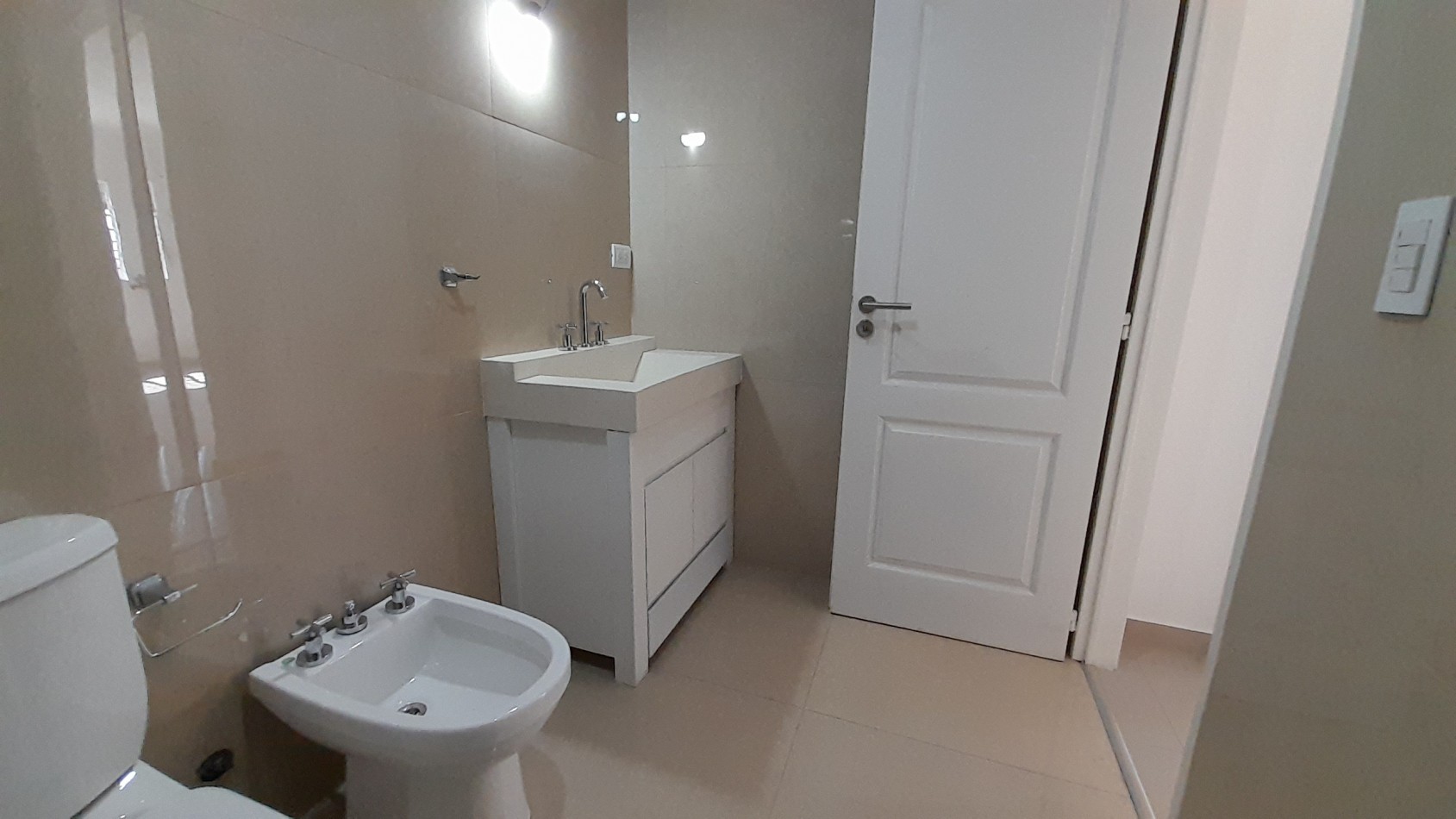 ¡ EN VENTA DEPARTAMENTO 2 AMBIENTES A ESTRENAR EN RAMOS MEJIA!