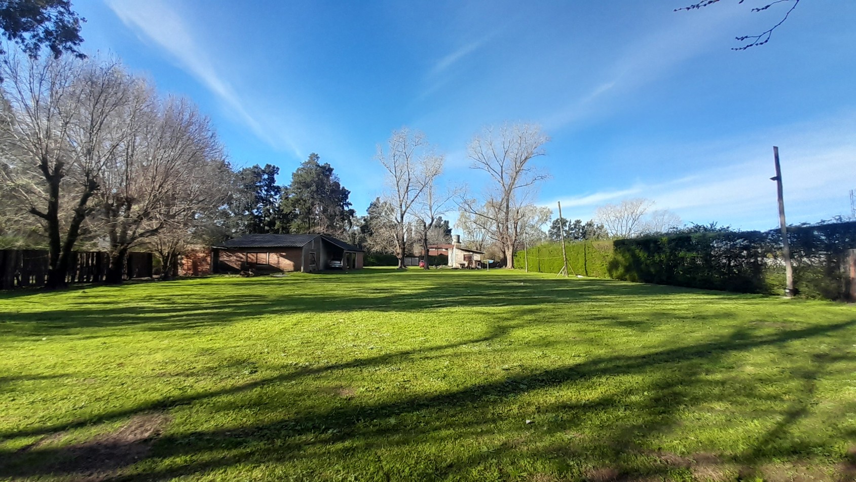¡EN VENTA QUINTA EN VIRREY DEL PINO!