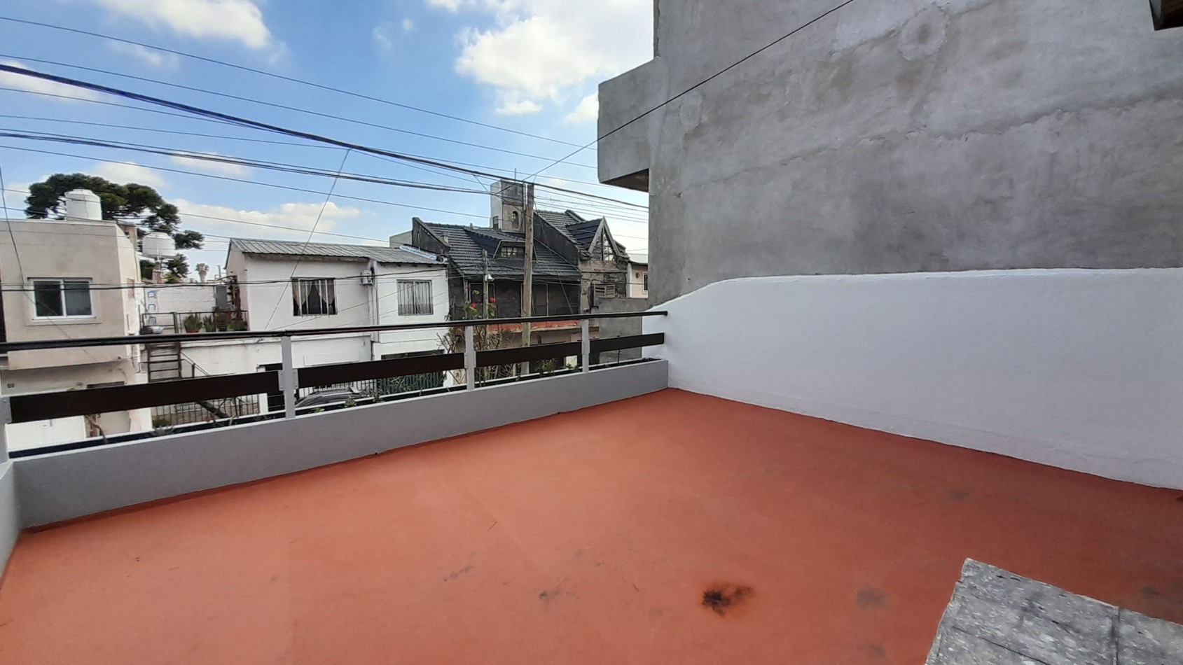 ALQUILER DE PH 3 AMBIENTES EN VILLA LUZURIAGA