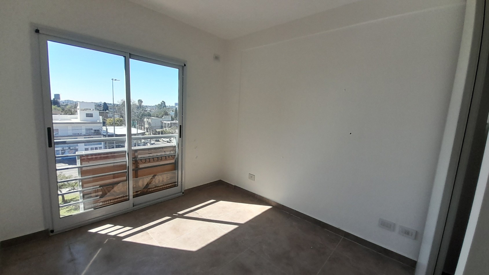 ¡EN VENTA DEPARTAMENTO DE 2 AMBIENTES A ESTRENAR EN HAEDO!