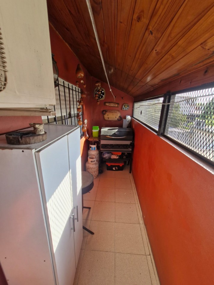PH 4 AMBIENTES + DEPTO 3 AMBIENTES - SAN JUSTO