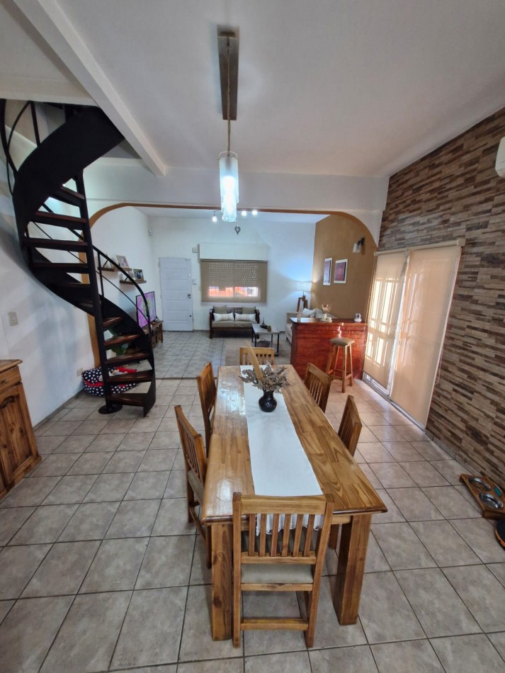 PH 4 AMBIENTES + DEPTO 3 AMBIENTES - SAN JUSTO