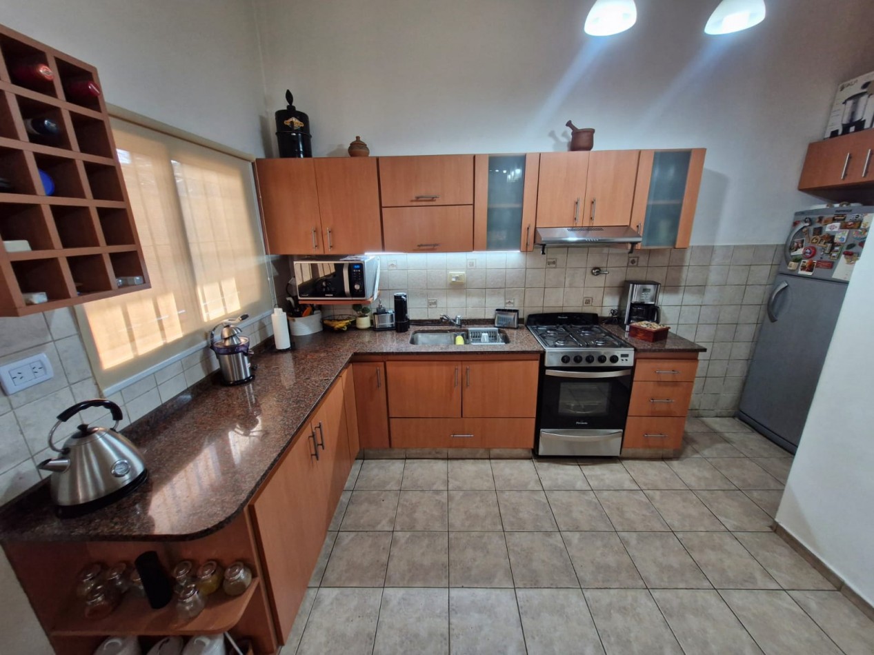 PH 4 AMBIENTES + DEPTO 3 AMBIENTES - SAN JUSTO