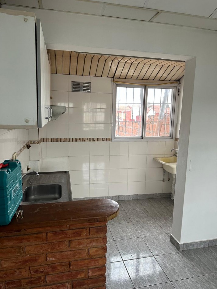 Alquiler departamento 2 ambientes - San Justo 