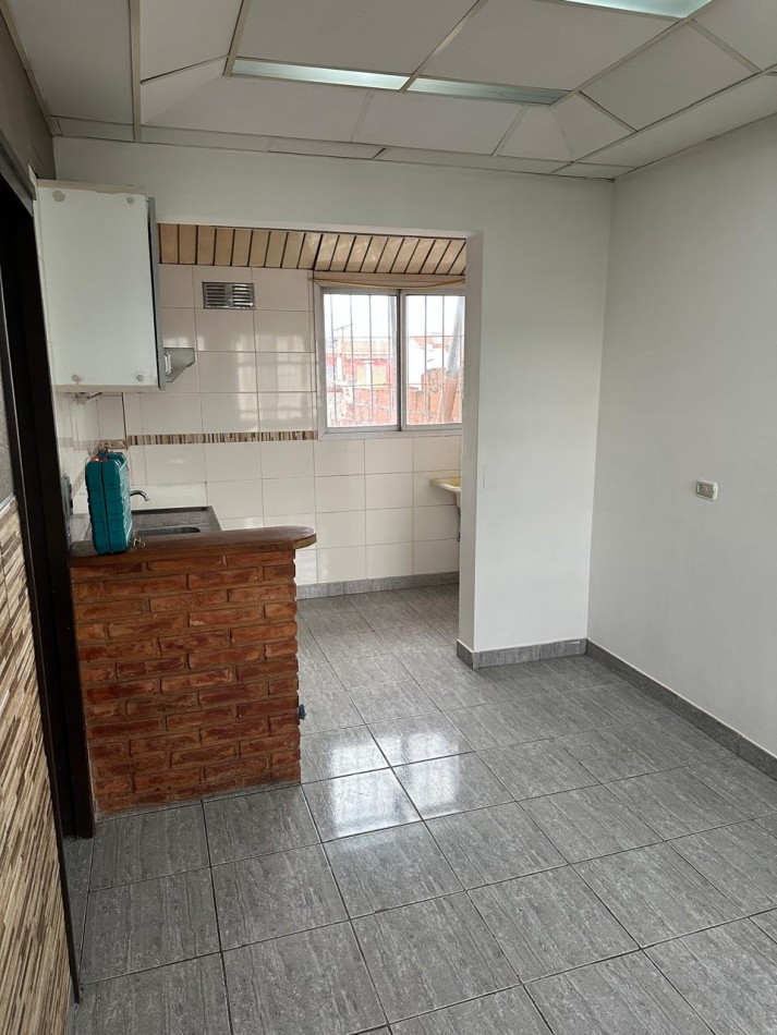 Alquiler departamento 2 ambientes - San Justo 