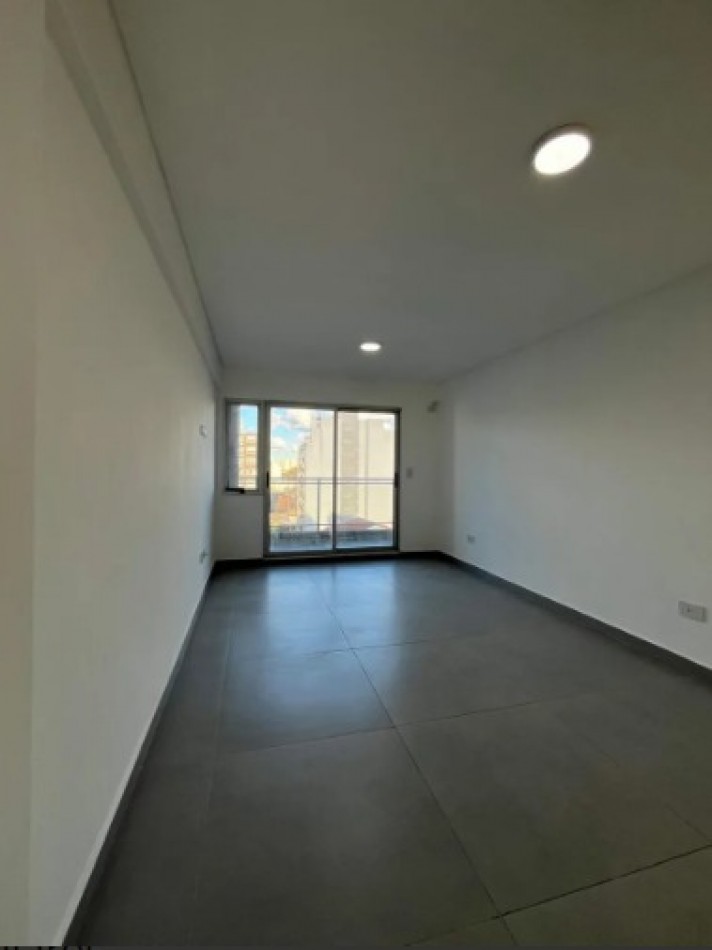 ALQUILER DE DEPARTAMENTO 2 AMBIENTES EN MORON