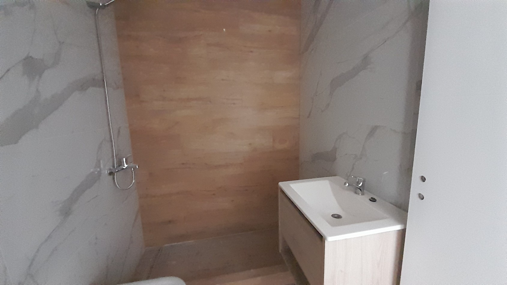 EN VENTA DEPARTAMENTO 2 AMBIENTES PLANTA BAJA EN VILLA LUZURIAGA
