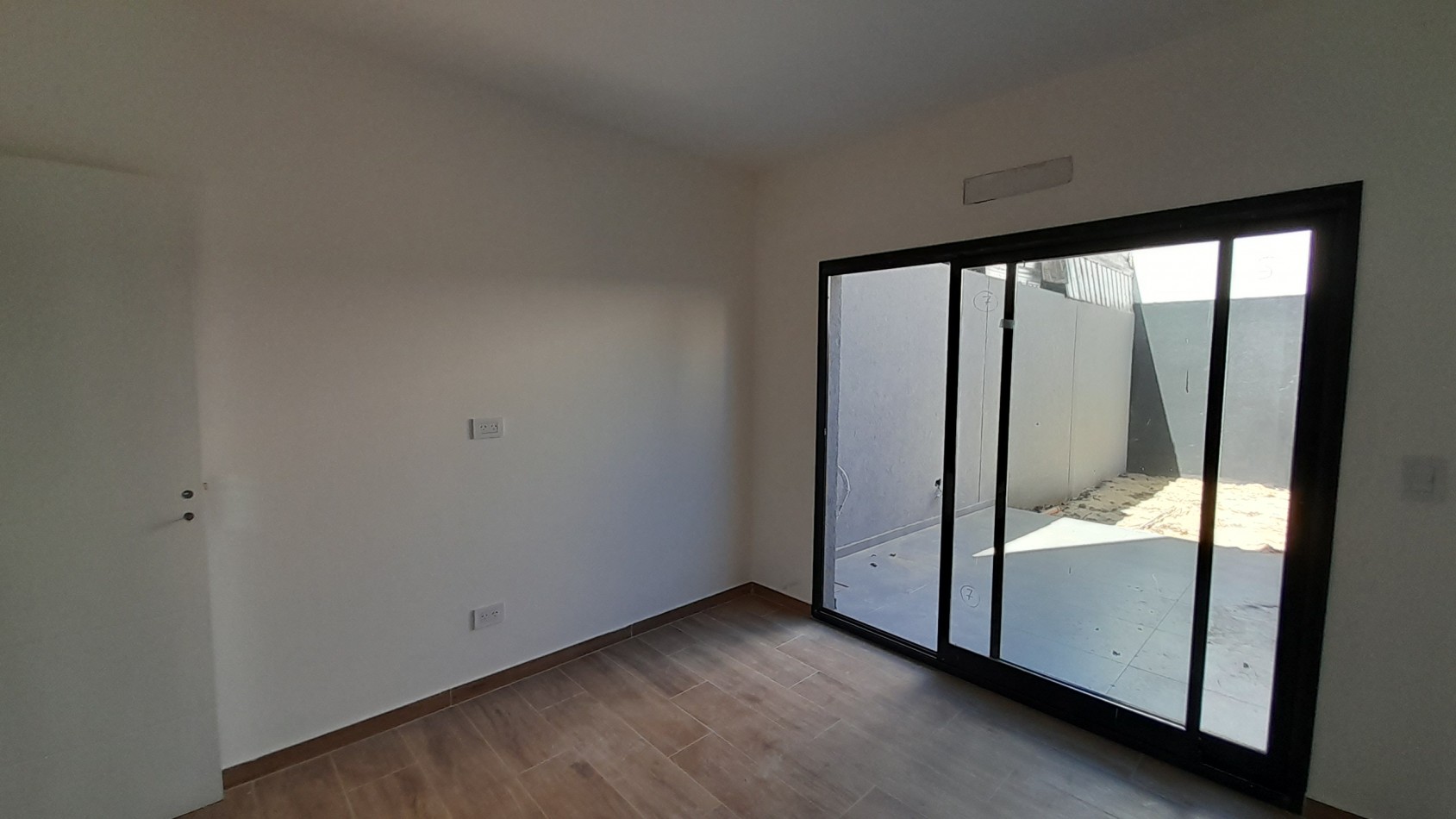 EN VENTA DEPARTAMENTO 2 AMBIENTES PLANTA BAJA EN VILLA LUZURIAGA