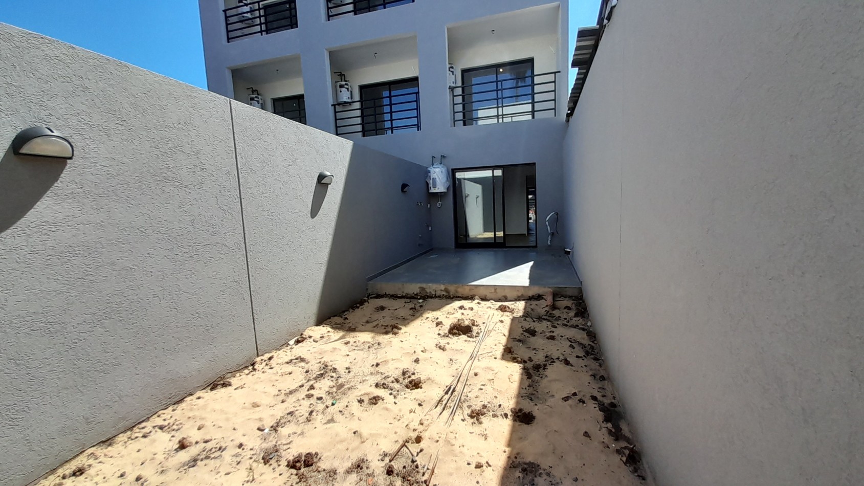 EN VENTA DEPARTAMENTO 2 AMBIENTES PLANTA BAJA EN VILLA LUZURIAGA