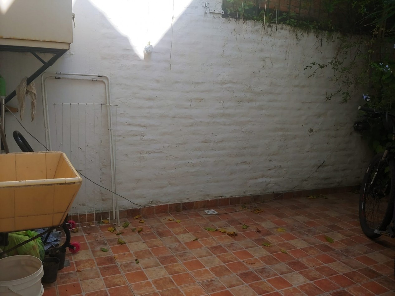 EN ALQUILER DUPLEX 2 AMBIENTES EN RAMOS MEJIA 