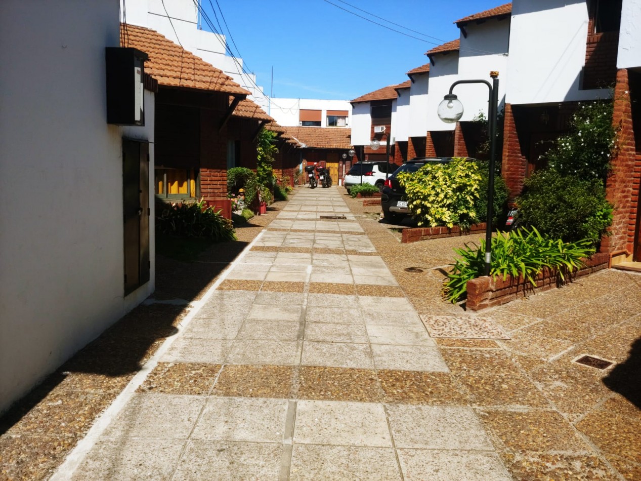 EN ALQUILER DUPLEX 2 AMBIENTES EN RAMOS MEJIA 