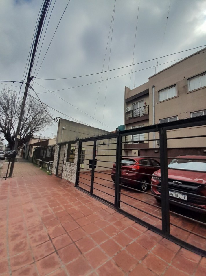 ALQUILER DEPARTAMENTO DE 2 AMBIENTES CON PATIO EN VILLA SARMIENTO