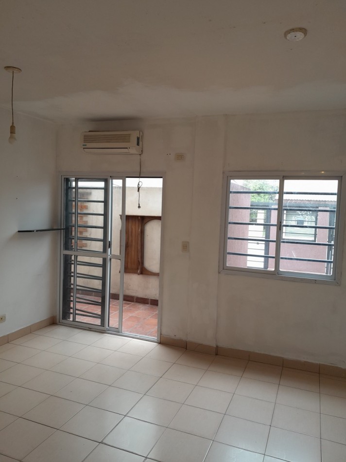 ALQUILER DEPARTAMENTO DE 2 AMBIENTES CON PATIO EN VILLA SARMIENTO
