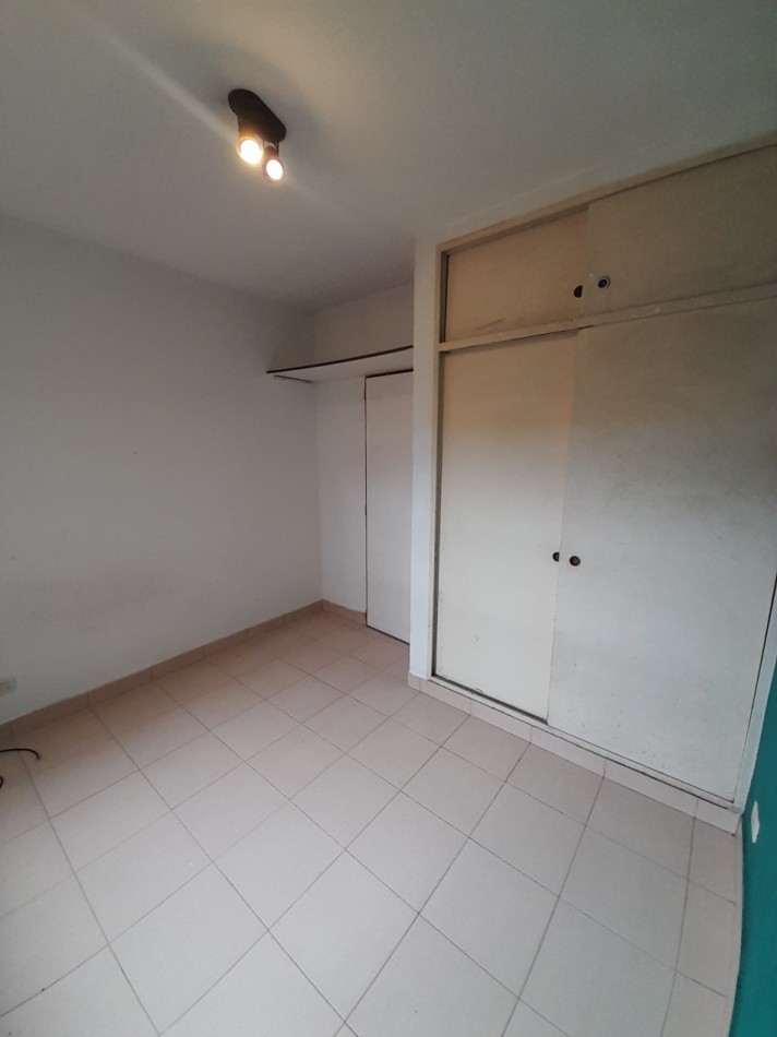 ALQUILER DEPARTAMENTO DE 2 AMBIENTES CON PATIO EN VILLA SARMIENTO