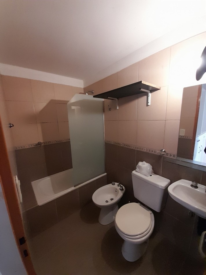 ALQUILER DEPARTAMENTO DE 2 AMBIENTES CON PATIO EN VILLA SARMIENTO