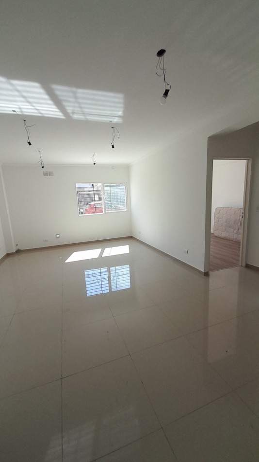 ¡ EN VENTA DEPARTAMENTO 2 AMBIENTES A ESTRENAR EN RAMOS MEJIA!
