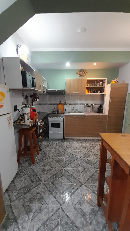 ¡ DUPLEX 3 AMBIENTES CON COCHERA Y TERRAZA EN VENTA !