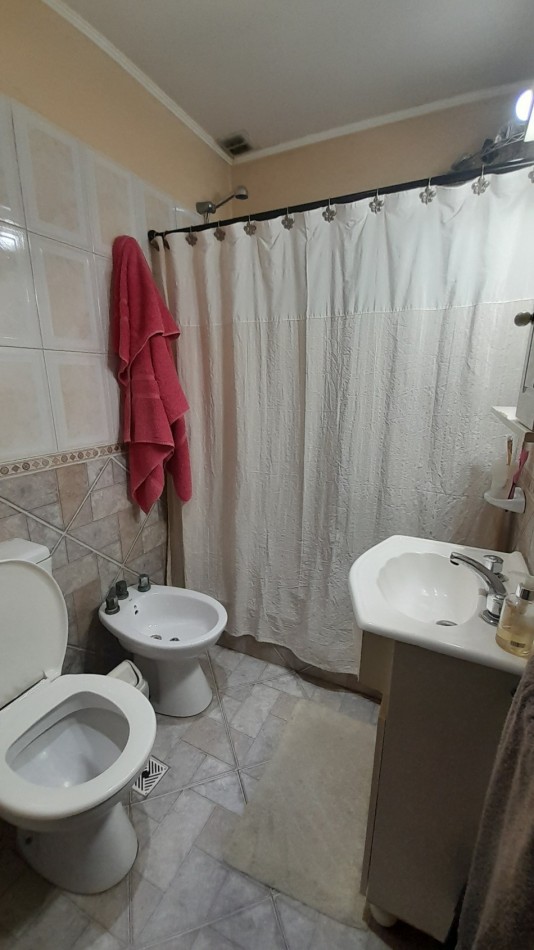¡ DUPLEX 3 AMBIENTES CON COCHERA Y TERRAZA EN VENTA !