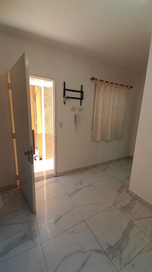 ALQUILER DEPARTAMENTO 2 AMBIENTES EN LOMAS DEL MIRADOR