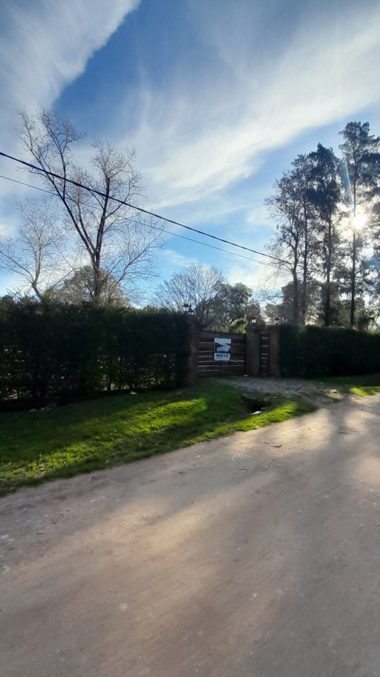 ¡EN VENTA QUINTA EN VIRREY DEL PINO!
